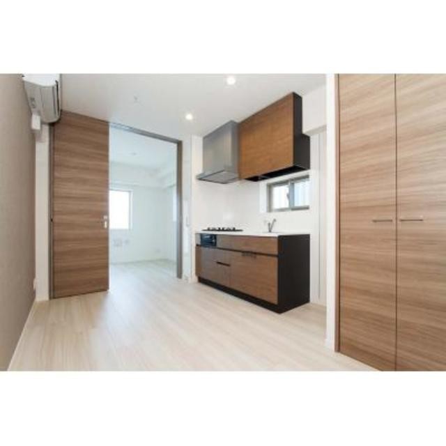 ※写真は同タイプ住戸です。(居間)