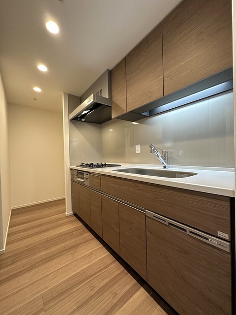 ※写真は同タイプ住戸です。(キッチン)