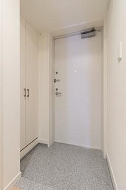 ※写真は同タイプ住戸です。(玄関)