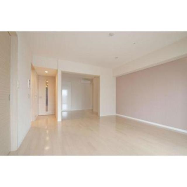 ※写真は同タイプ住戸です。(居間)