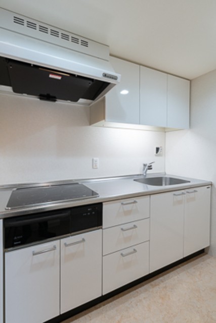 ※写真は同タイプ住戸です。(キッチン)