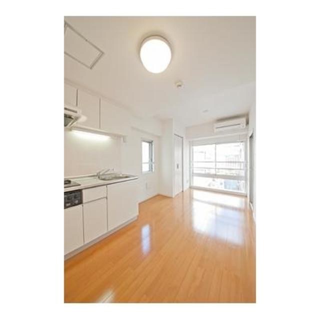 ※写真は同タイプ住戸です。(居間)