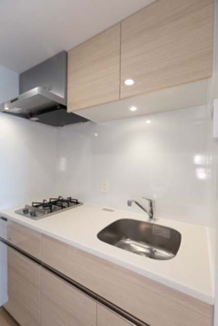 ※写真は同タイプ住戸です。(キッチン)