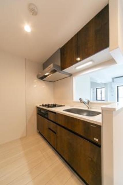 ※写真は同タイプ住戸です。(キッチン)