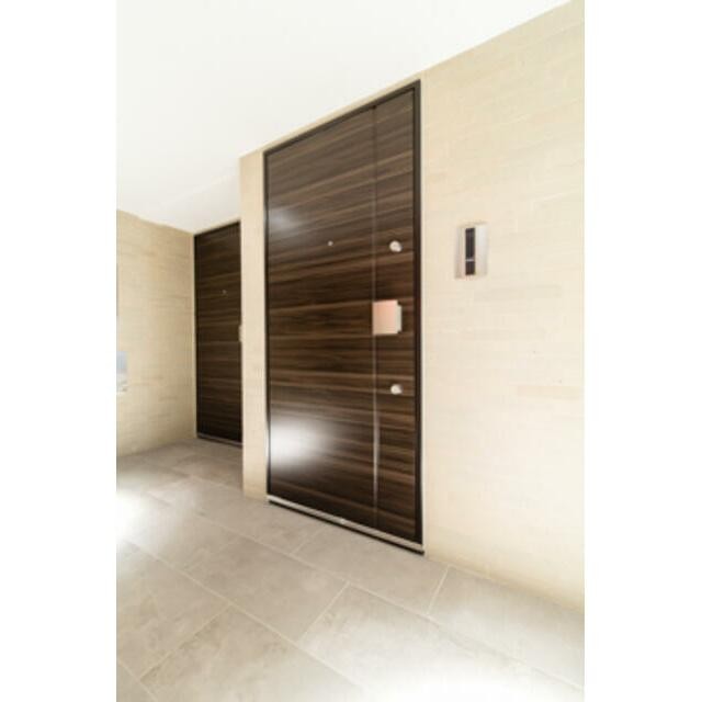 ※同仕様写真含む(玄関)