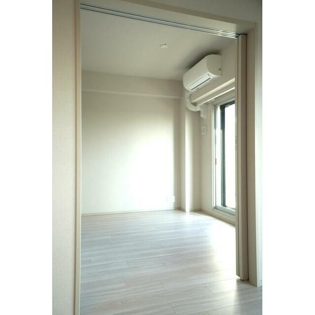 ※写真は同タイプ住戸です。(居間)