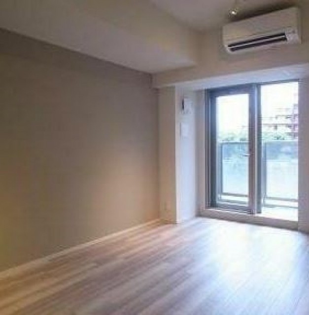 ※同仕様写真含む(居間)