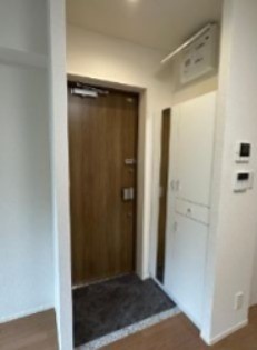 (玄関)