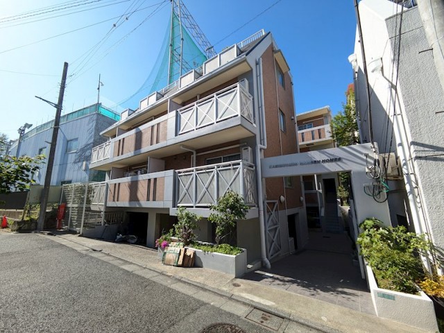 目黒区上目黒5丁目 【賃貸居住】マンション