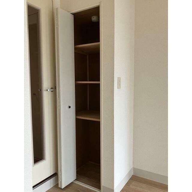 2026年3月撮影 洋室扉横