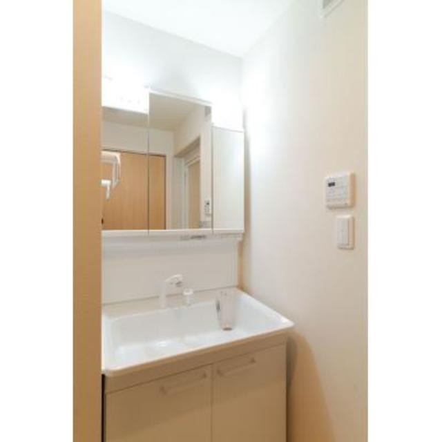 ※写真は同タイプ住戸です。(内装)