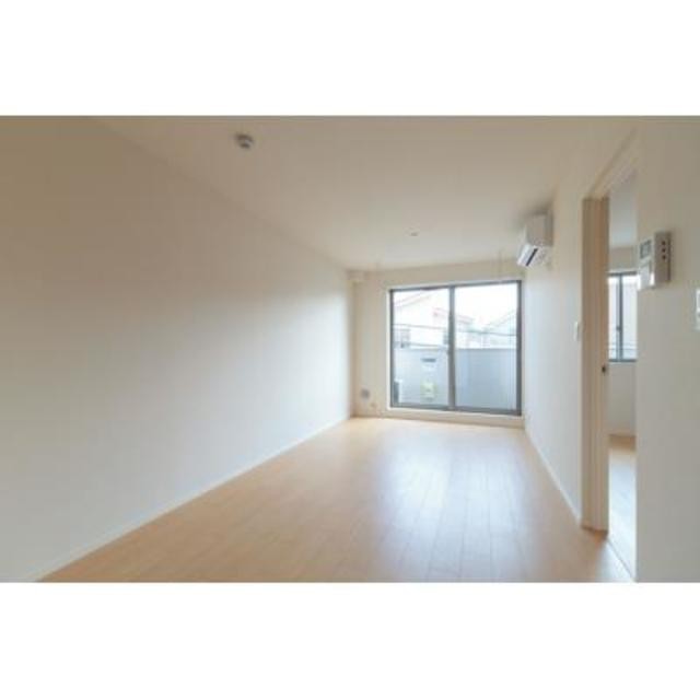 ※写真は同タイプ住戸です。(居間)