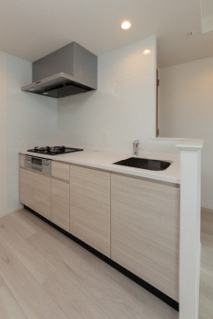 ※写真は同タイプ住戸です。(キッチン)