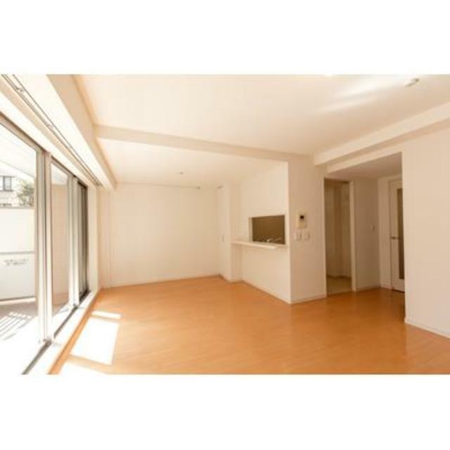 ※同仕様写真含む(居間)