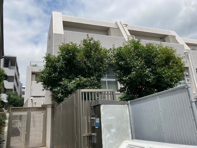 目黒区上目黒3丁目 【賃貸居住】マンション