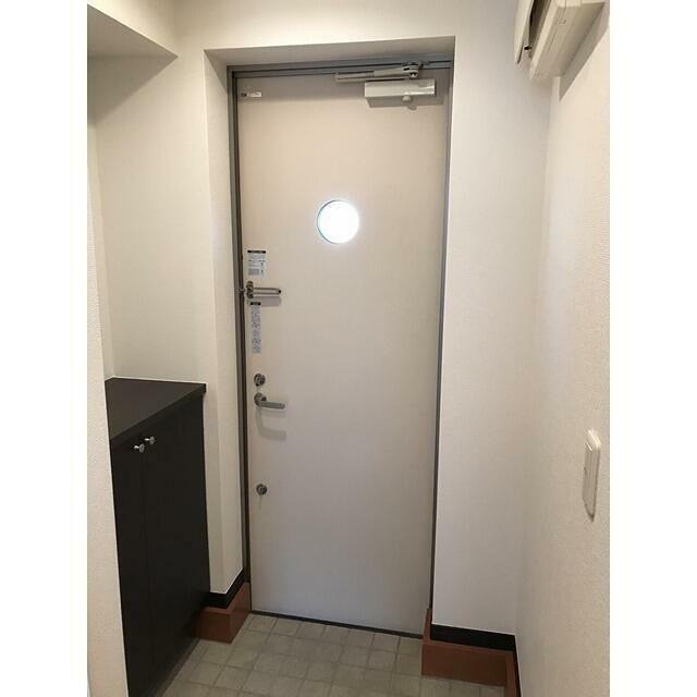 ※同仕様写真含む(玄関)