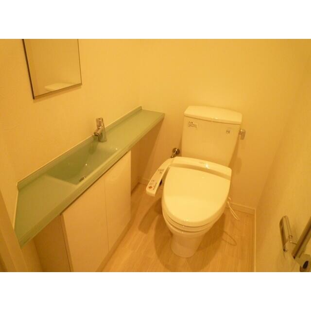 Eタイプ2010年2月撮影 同タイプ208号室の写真です。(内装)