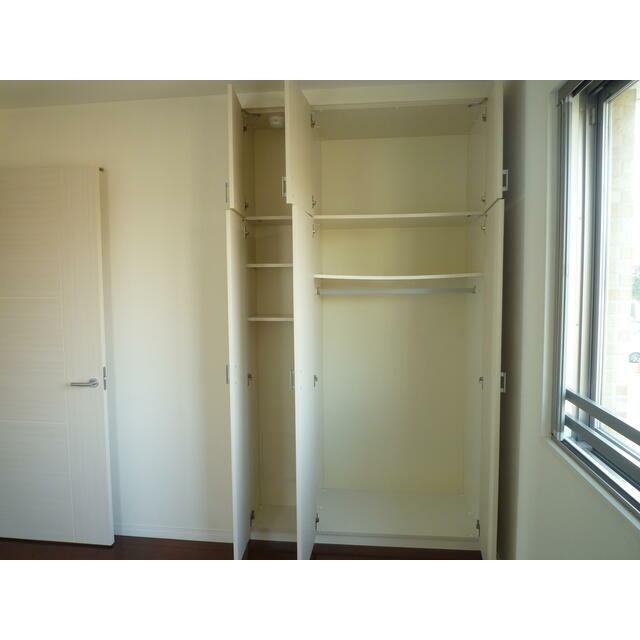 Eタイプ2010年2月撮影 同タイプ208号室の写真です。(内装)