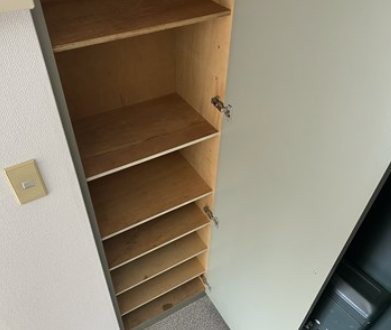 (玄関)