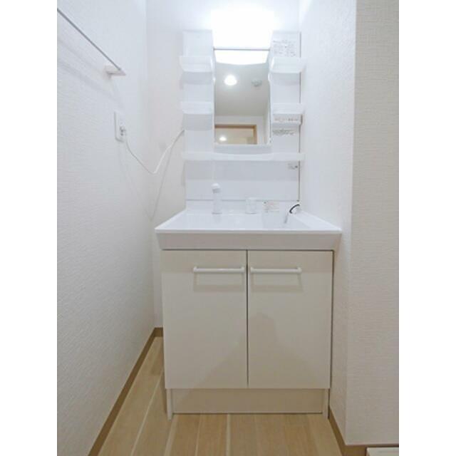 ※同仕様写真(内装)