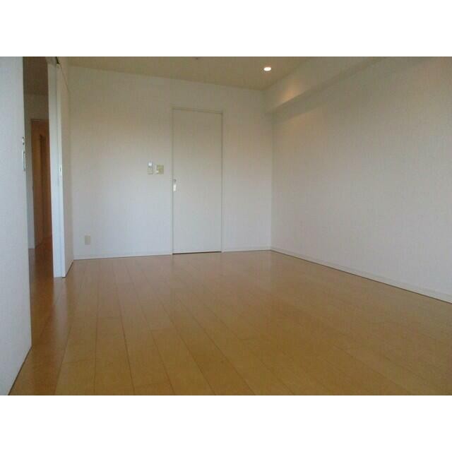 Rタイプ2016年12月撮影 同タイプ807号室の写真です。