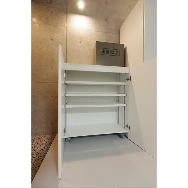 同タイプの部屋の写真となります。(玄関)