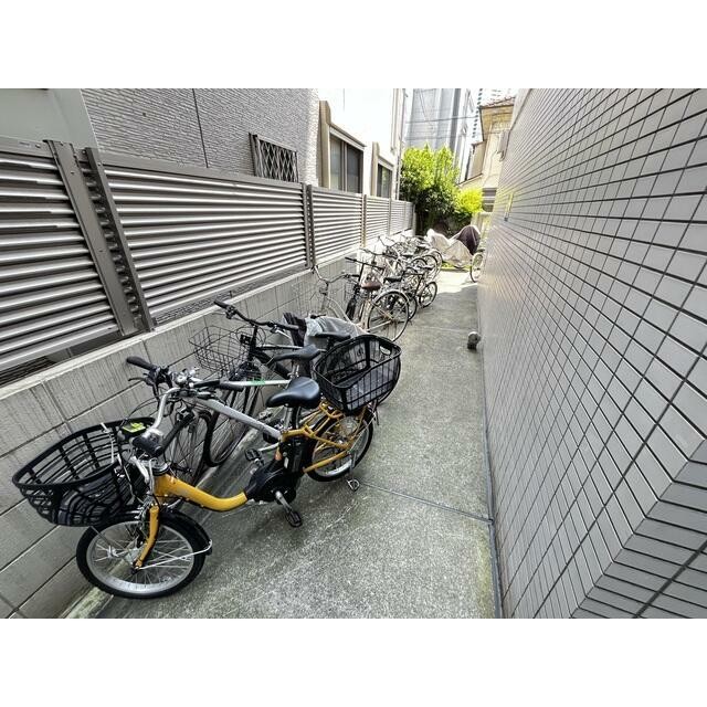 駐輪場バイク置き場あり！
