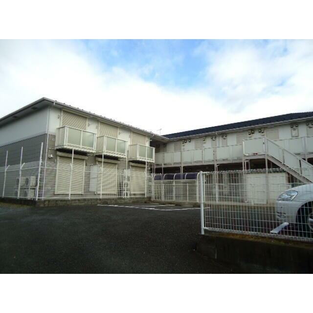 横浜市青葉区美しが丘4丁目 【賃貸居住】アパート