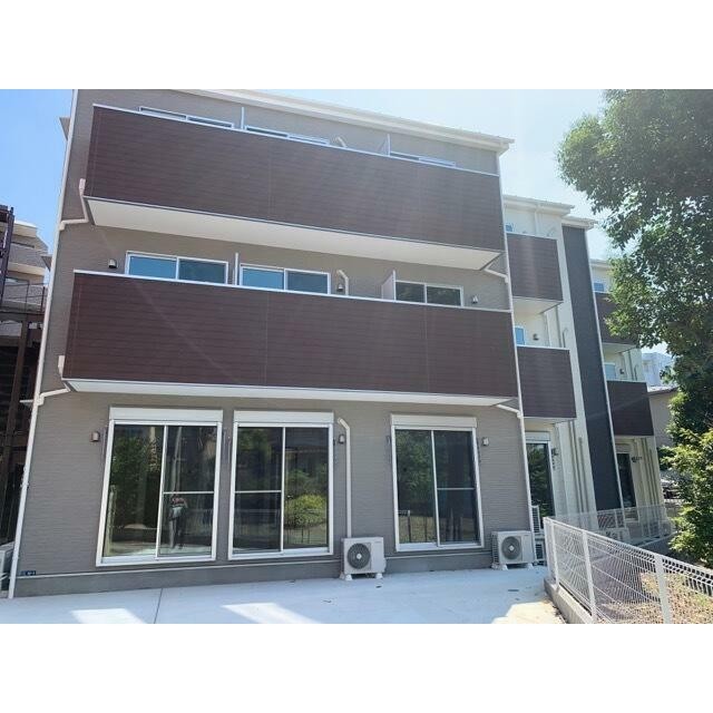 川崎市高津区坂戸1丁目 【賃貸居住】アパート