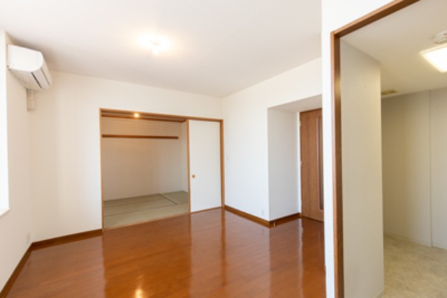 ※写真は同タイプ住戸です。(居間)