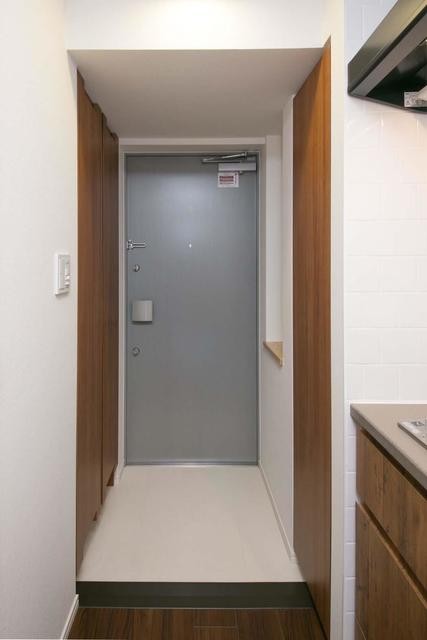 ※写真は同タイプ住戸です。(玄関)