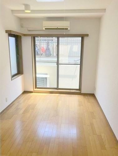 ※同仕様写真含む(居間)