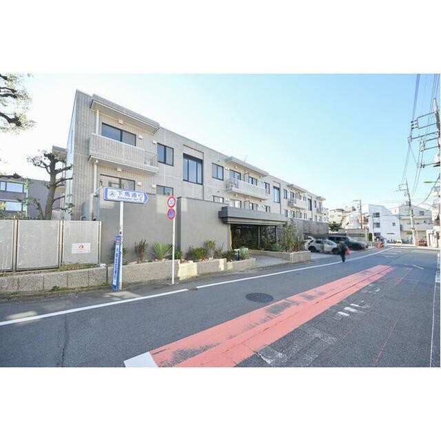 世田谷区下馬5丁目 【賃貸居住】マンション