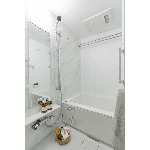 A1タイプ2022年2月撮影 MR204号室で調度品等は含まれません。(風呂)