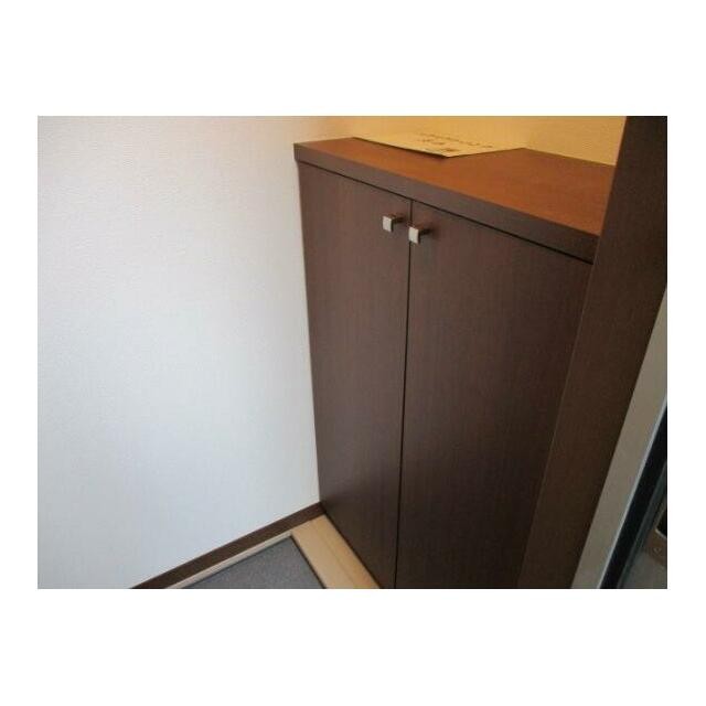 (玄関)