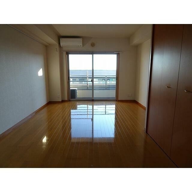 ※同仕様写真含む(居間)