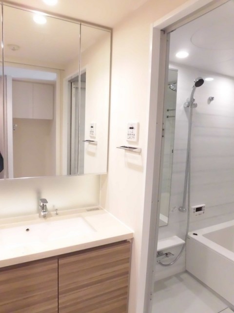 ※同仕様写真含む(内装)