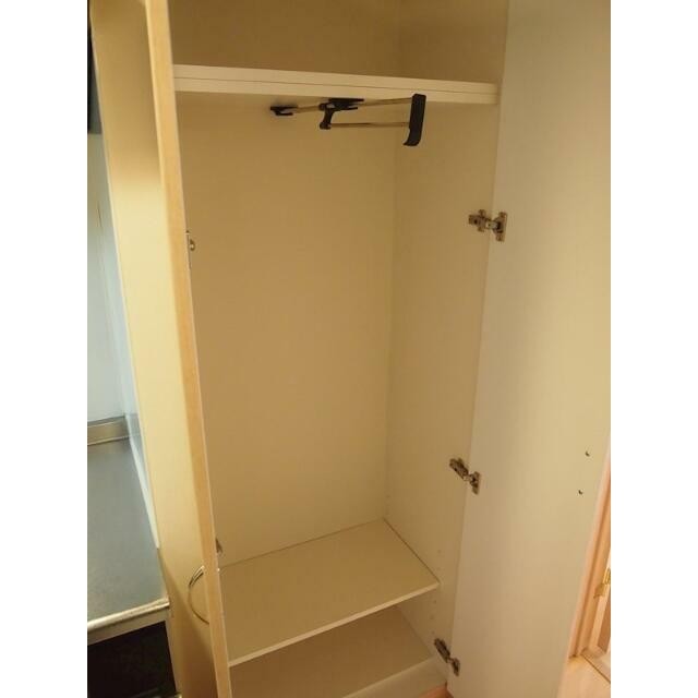 クローゼット(内装)