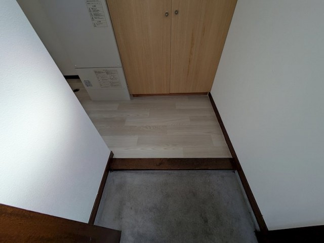 (玄関)