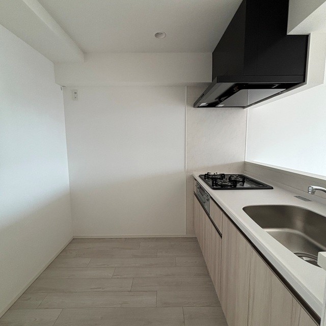 ※写真は同タイプ住戸です。(キッチン)