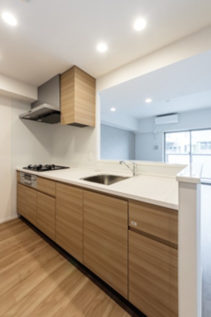 ※写真は同タイプ住戸です。(キッチン)