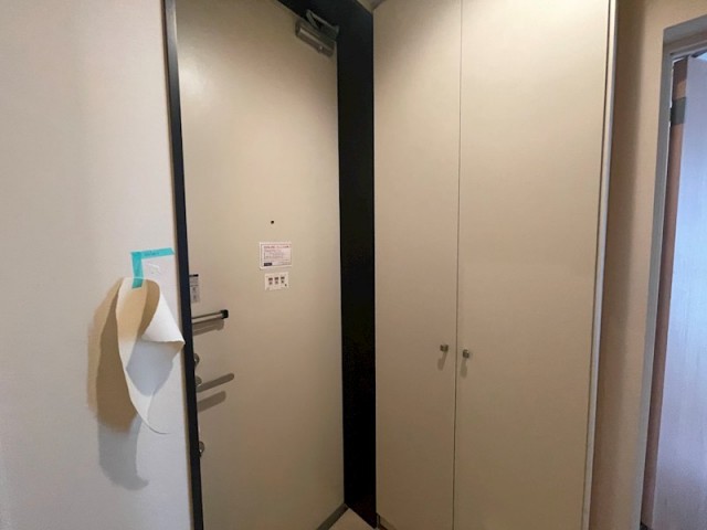 (玄関)