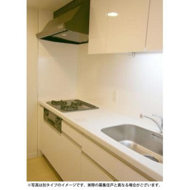 ※写真は同タイプ住戸です。(キッチン)
