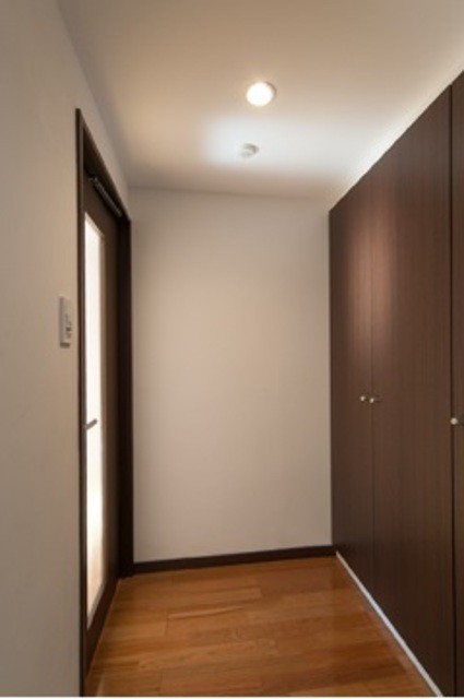 ※写真は同タイプ住戸です。(玄関)