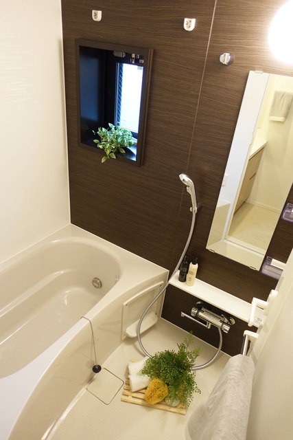 ※写真は同タイプ住戸です。(風呂)