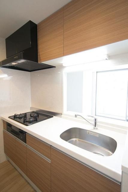 ※写真は同タイプ住戸です。(キッチン)