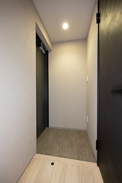 ※写真は同タイプ住戸です。(玄関)