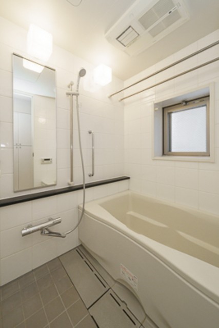 ※写真は同タイプ住戸です。(風呂)