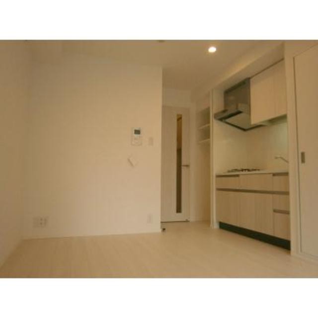 ※写真は同タイプ住戸です。(居間)