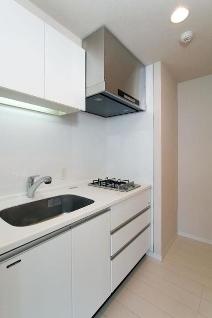 ※写真は同タイプ住戸です。(キッチン)